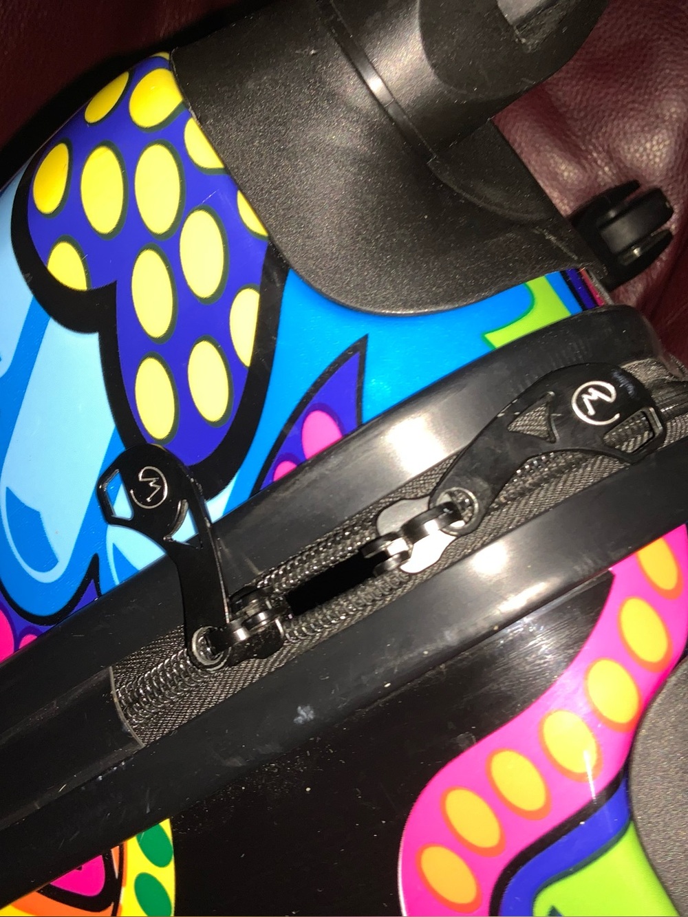 Mia Toro Peace And Love Hardside 24 Inch Luggage Made In Italy - Picture 4 of 6